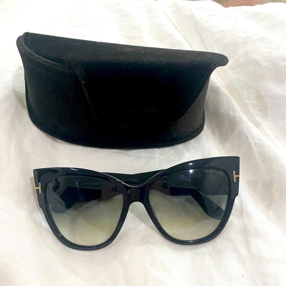 Tom Ford Anoushka Sunglasses